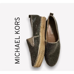 MICHAEL KORS SILVER STUDDED PEWTER LOAFER SHOES SIZE 8